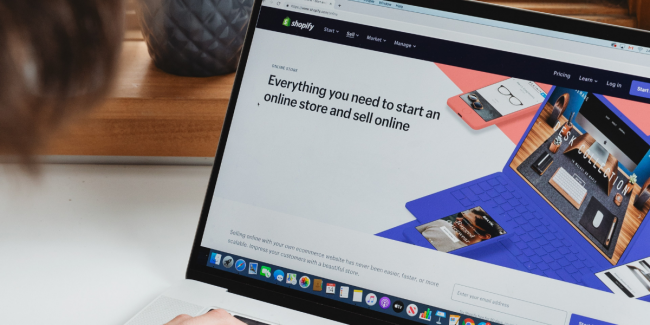 Importance of E-commerce Website in Generating Online Sales Importance of E-commerce Website in Generating Online Sales